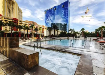 Abz MGM Signature Suites hotel thumbnail 8