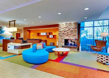 Fairfield Inn & Suites by Marriott Dunn I-95 hotel thumbnail 2