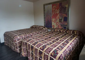 Econo Lodge San Antonio Northeast I-35 hotel thumbnail 3