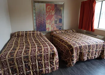 Econo Lodge San Antonio Northeast I-35 hotel thumbnail 4
