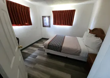 North Coast Inn hotel thumbnail 8