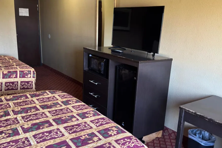 Broadway Inn & Suites OKC hotel detail image 6
