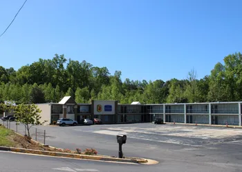 Baymont by Wyndham Morganton hotel thumbnail 3