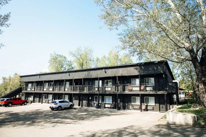 Trailhead Cabins & Lodging hotel detail image 6