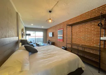 Estacion Alameda Downtown hotel thumbnail 2