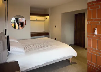 Estacion Alameda Downtown hotel thumbnail 5