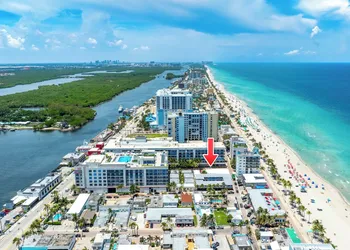 The Pearl Beachside Apartments on Hollywood Beach Broadwalk hotel thumbnail 3