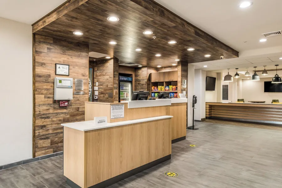 Fairfield Inn & Suites by Marriott Greensboro Coliseum Area hotel detail image 6