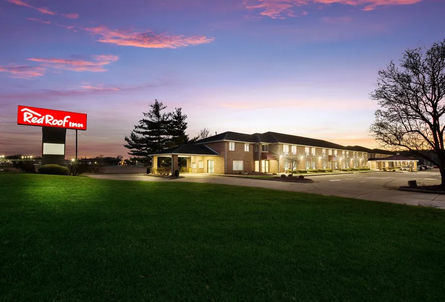 Red Roof Inn Lawrenceburg hotel detail image 2