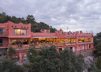Hotel Mirador Essential by Balderrama Hotel Collection hotel thumbnail 4