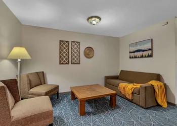 SureStay Hotel by Best Western Spicer hotel thumbnail 7