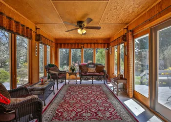 Purcellville Home hotel thumbnail 3