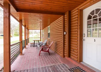 Fife Lake Retreat hotel thumbnail 4
