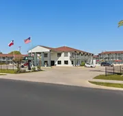 HomeTowne Studios by Red Roof San Antonio E - Frost Bank Center hotel detail image 3