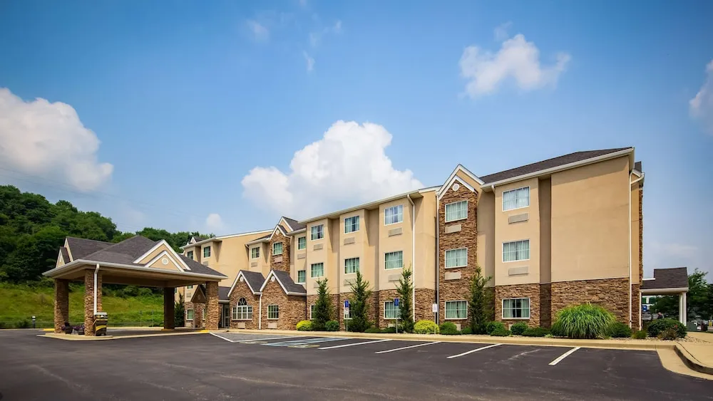 SureStay Plus Hotel by Best Western Buckhannon hotel detail image 2