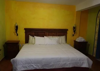 Hotel Los Ángeles Sierra Gorda hotel thumbnail 6