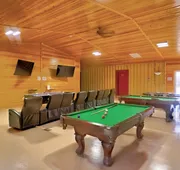 Ellipse Global Lodge hotel detail image 3