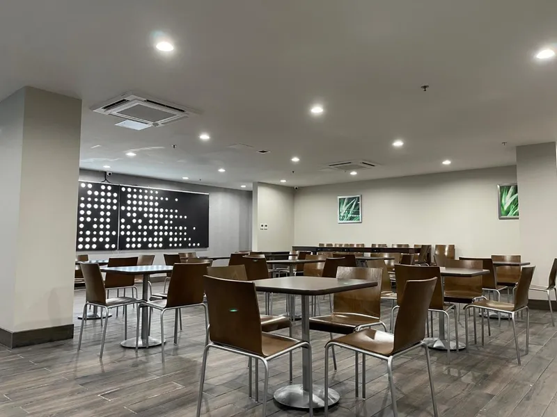 Days Inn by Wyndham Bronx NYC hotel detail image 6