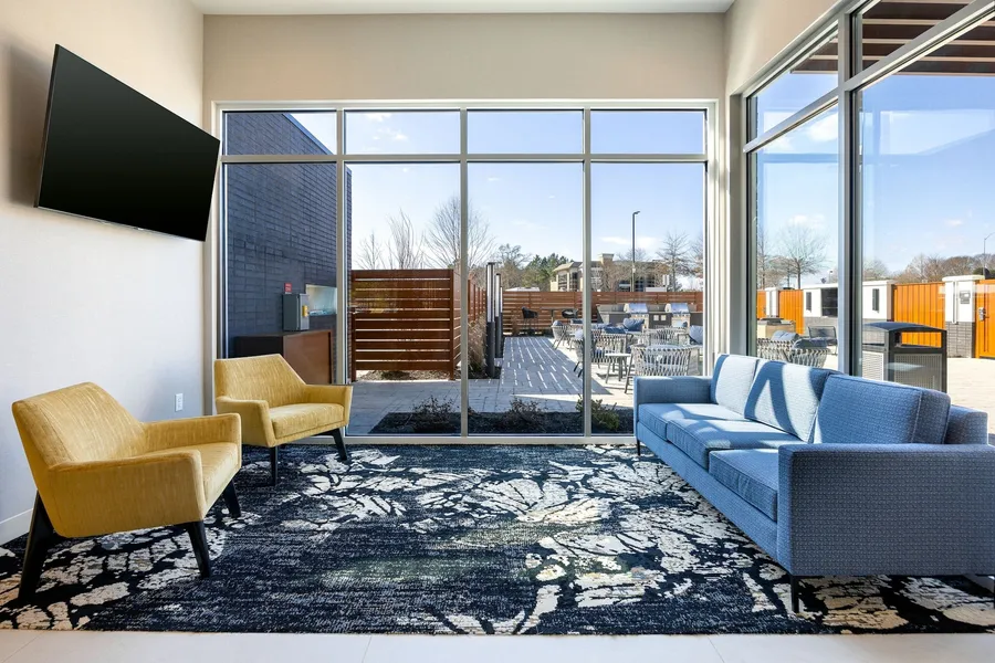 Fairfield Inn & Suites by Marriott Canton Riverstone Parkway hotel detail image 6