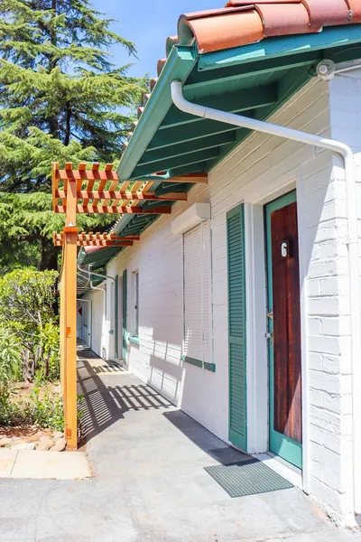 The Bonnie Inn Unit 5 with Breakfast Nook hotel detail image 2