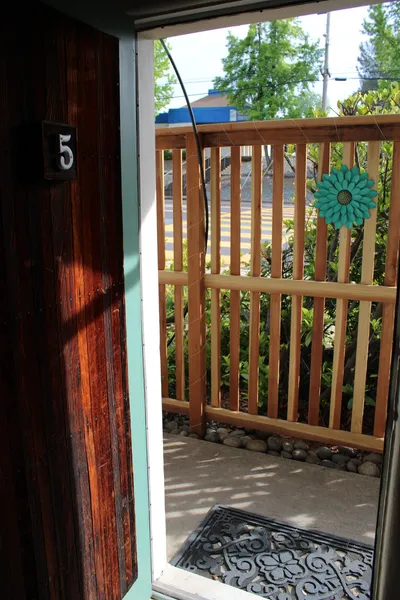 The Bonnie Inn Unit 5 with Breakfast Nook hotel detail image 6