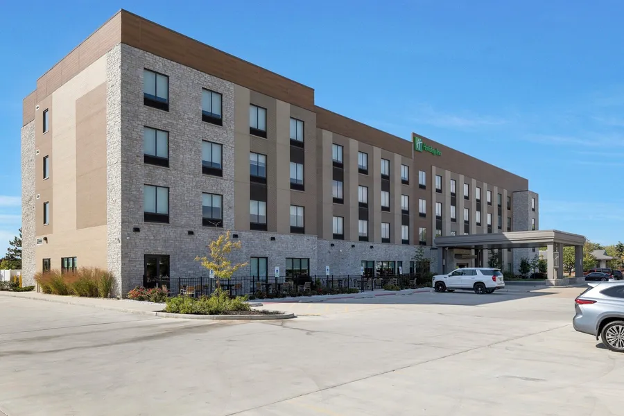 Holiday Inn Chicago Tinley Park by IHG hotel detail image 2