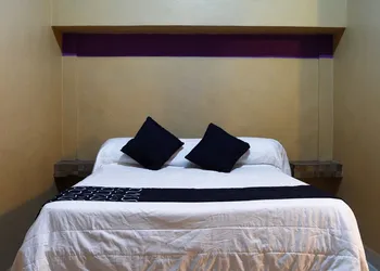 Hotel Platino hotel thumbnail 5