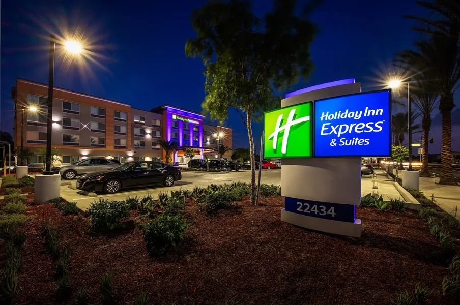Holiday Inn Express & Suites Hawaiian Gardens by IHG hotel detail image 2