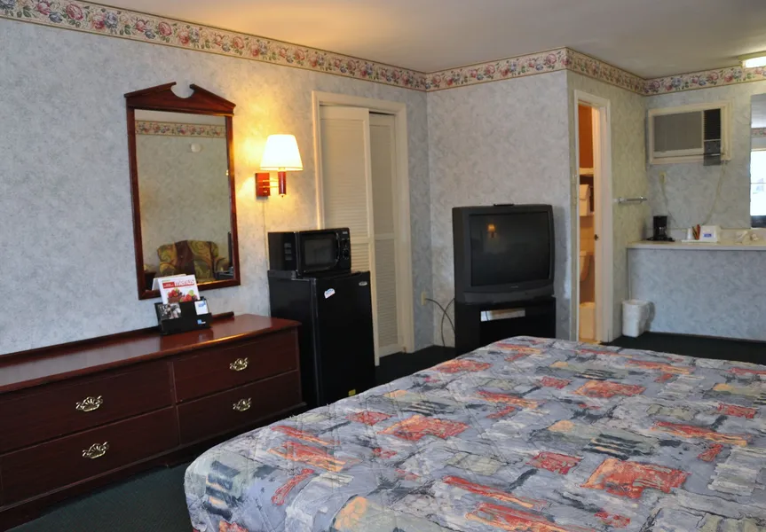 Merrimac Inn & Suites hotel detail image 2