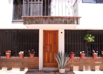 Casa Luna Coyoacan hotel thumbnail 2