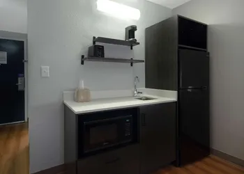 Studio 6 Merrillville IN hotel thumbnail 8
