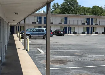 Regal Inn hotel thumbnail 3
