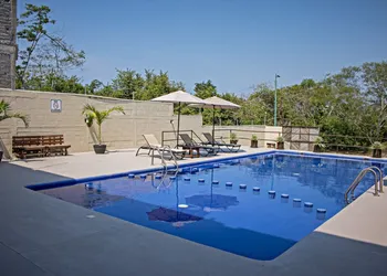 Isla Bonita Hotel hotel thumbnail 6