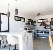 Casa Arrecife - Dorado Suite, Fast Wifi & Balcony! Beach is steps away! hotel detail image 7