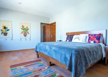 Casa de Tillie hotel thumbnail 7