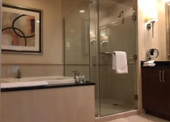 MGM Signature Condo Hotel by Owner - No Resort Fee !! hotel thumbnail 8