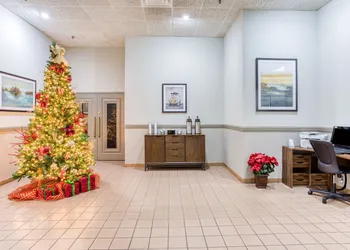 OYO Townhouse Owensboro West hotel thumbnail 5