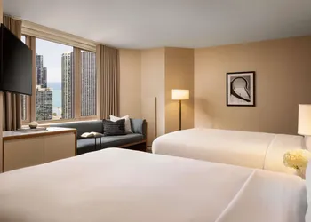 Fairmont Chicago at Millennium Park Gold Experience hotel thumbnail 8