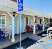 Central Coast Inn hotel detail image 4