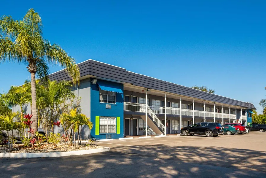 SureStay Hotel by Best Western Sarasota Lido Beach hotel detail image 2