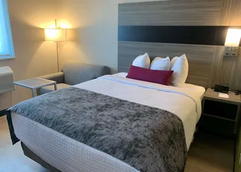 Best Western Plus Brooklyn-Prospect Park hotel thumbnail 5