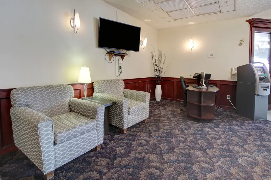 Ramada by Wyndham Nisku Edmonton Airport hotel detail image 2