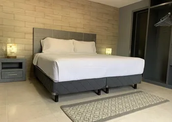 Mesón Santa Rosa hotel thumbnail 6