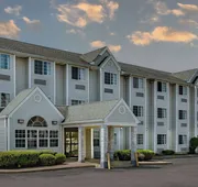 Super 8 by Wyndham Joliet hotel detail image 3