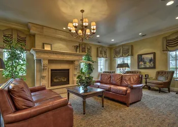 Villa Arden Hills hotel thumbnail 7
