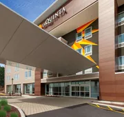 La Quinta Inn & Suites by Wyndham Middletown-Goshen hotel detail image 4