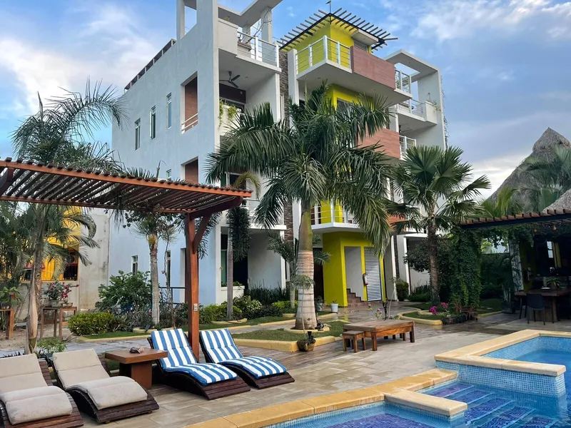 Coco Mar Suites hotel detail image 2