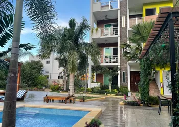 Coco Mar Suites hotel thumbnail 3