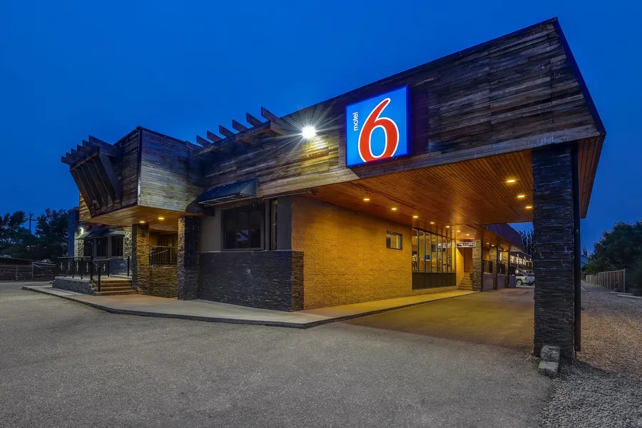 Motel 6 Brooks, AB hotel detail image 6