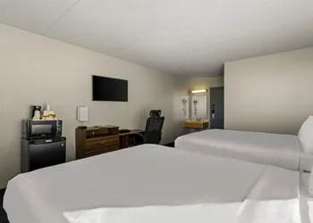 Americas Best Value Inn Gallup hotel thumbnail 6
